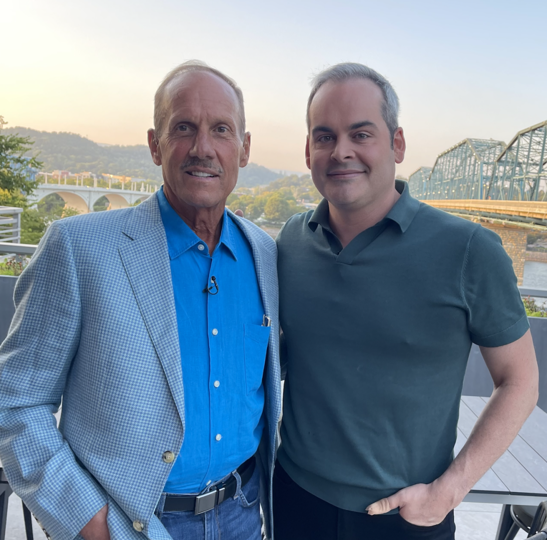 Just One More Foundation founder Richard Rogers and CBS News lead national correspondent David Begnaud. September 2023. Chattanooga, TN.